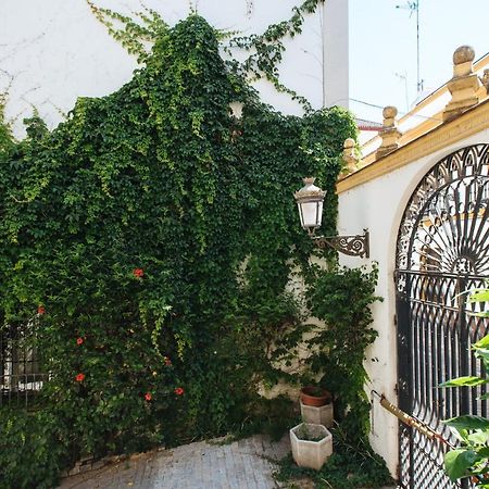 Vidrio Suite Apartment Sevilla Buitenkant foto