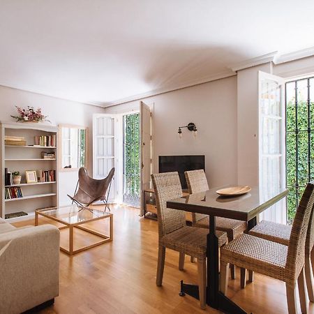 Vidrio Suite Apartment Sevilla Buitenkant foto